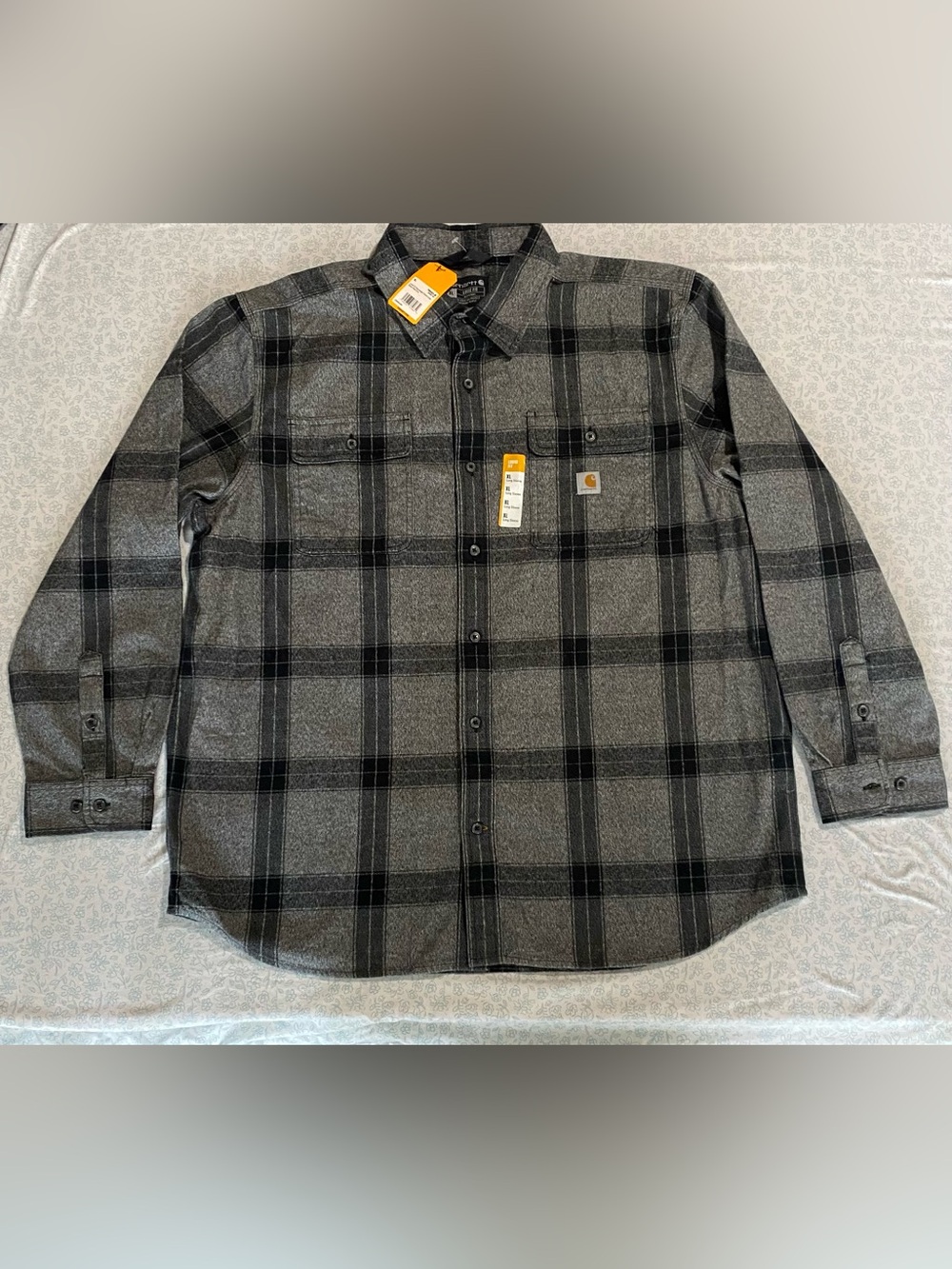 Carhartt Loose Fit XL Cotton Flannel Plaid Gray/Black Long Sleeve Button-Up